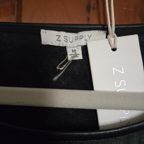 Faux leather shorts sleeve dress NWT Z Supply women's Medium - Picture 2 of 6